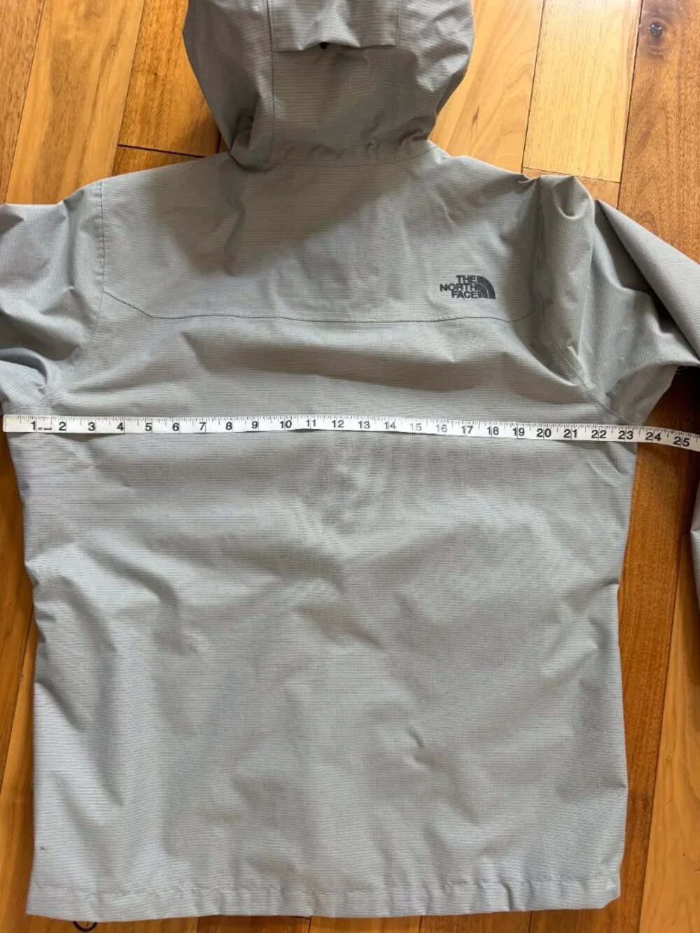 The North Face Venture Jacket Men's Medium Gray Lightweight Rain Shell